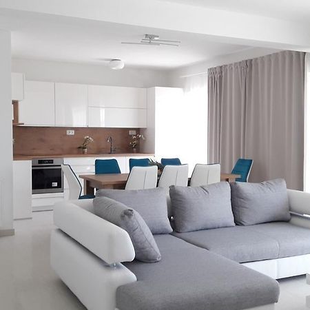 Villa-Apartments Karmel Kaštela Εξωτερικό φωτογραφία