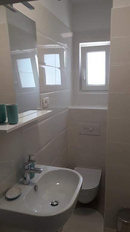 Villa-Apartments Karmel Kaštela Εξωτερικό φωτογραφία