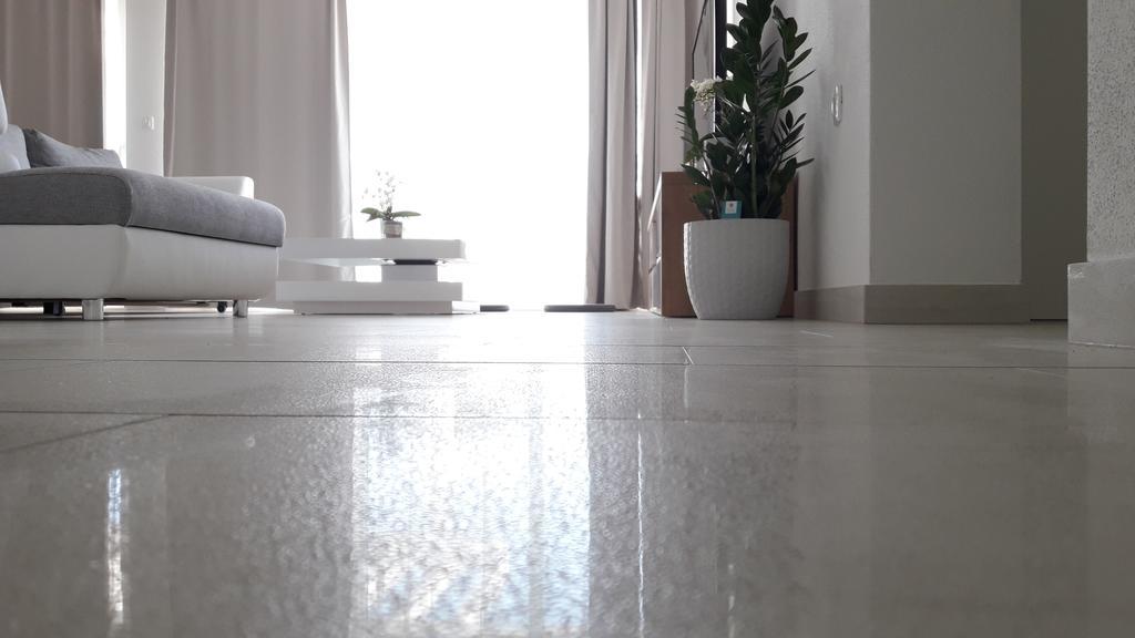 Villa-Apartments Karmel Kaštela Εξωτερικό φωτογραφία
