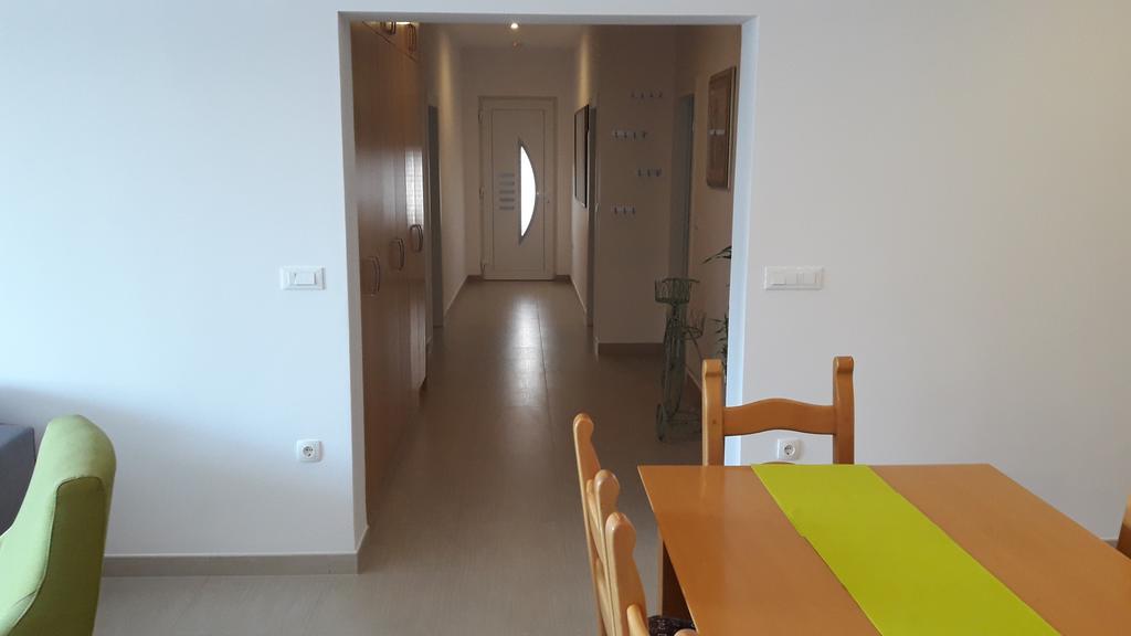 Villa-Apartments Karmel Kaštela Εξωτερικό φωτογραφία