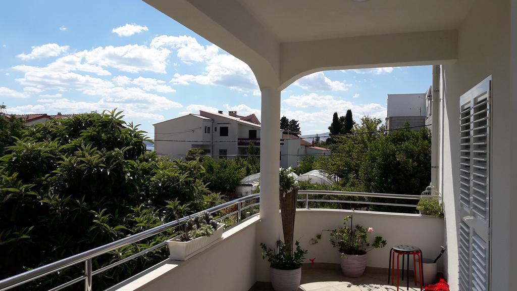 Villa-Apartments Karmel Kaštela Εξωτερικό φωτογραφία