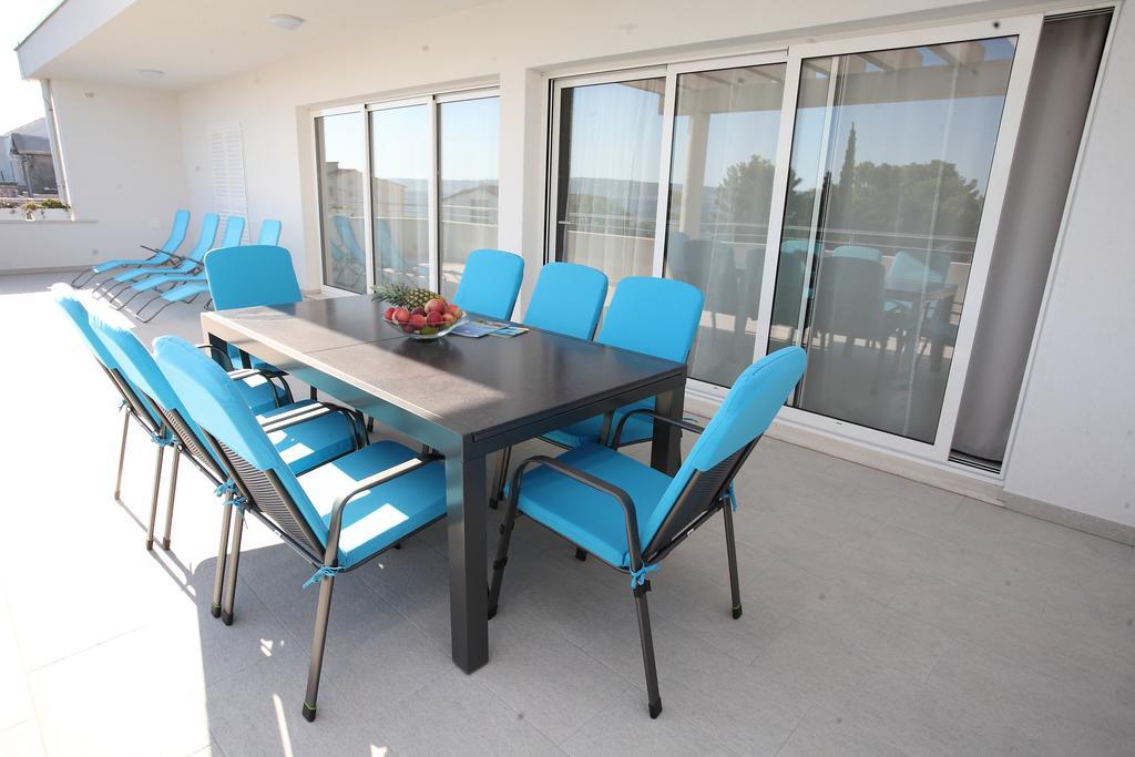 Villa-Apartments Karmel Kaštela Εξωτερικό φωτογραφία