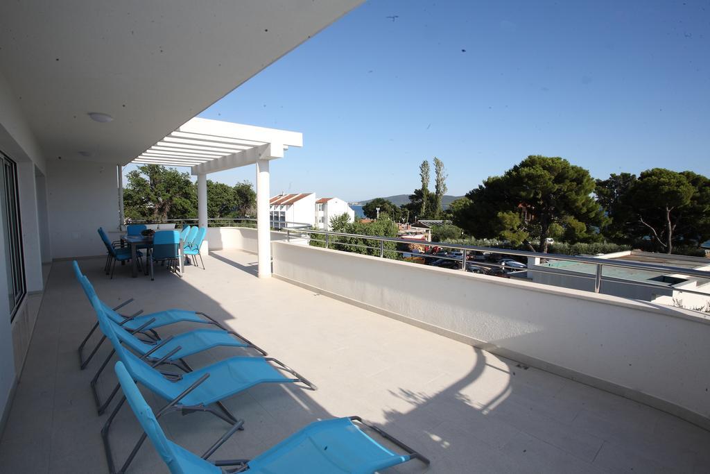 Villa-Apartments Karmel Kaštela Εξωτερικό φωτογραφία